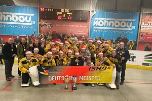 Die Crash Eagles Kaarst wurden zum achten Mal Deutscher Skaterhockey-Meister.